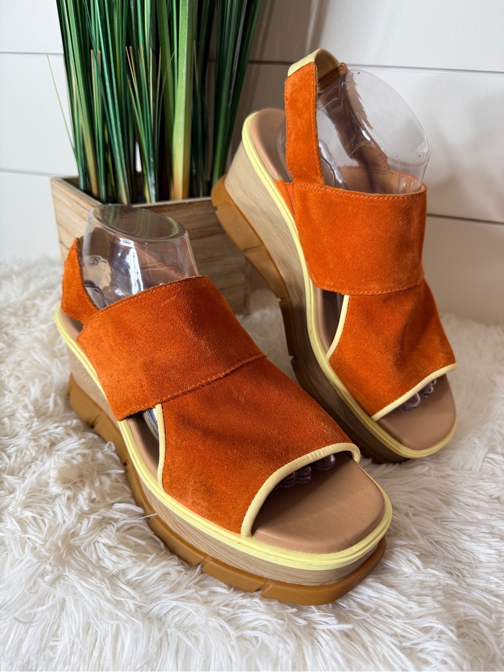 Sorel Joanie III Leather Slingback Cutout Chunky Wedge Sandal Desert Sun Sz 10.5 - Picture 3 of 10